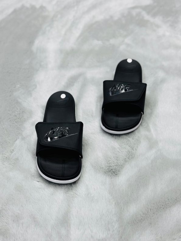Nike Off-Court Adjustable Slide